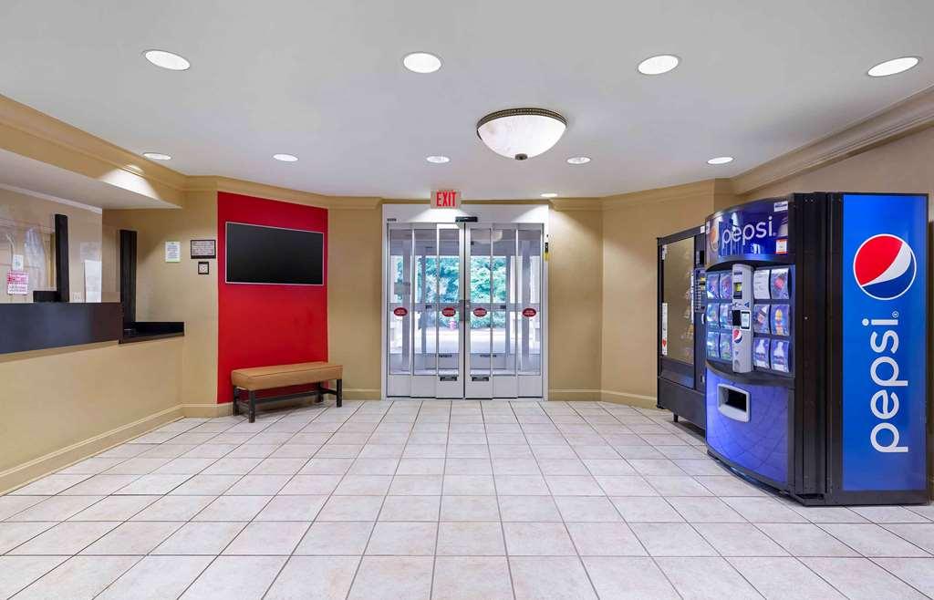 Extended Stay America Suites - Boston - Westborough - East Main Street Інтер'єр фото