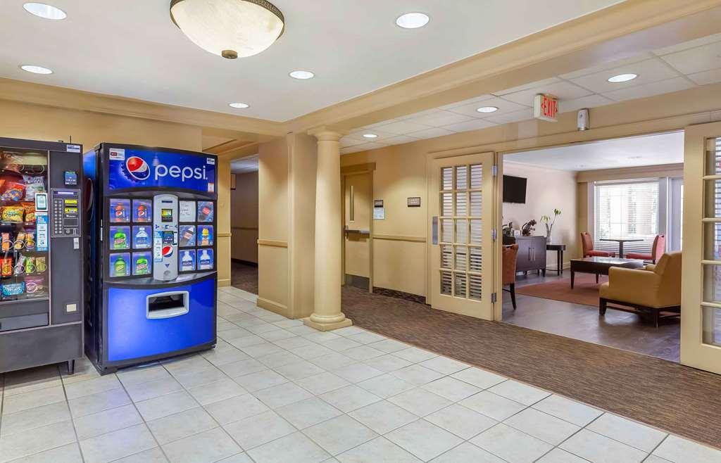 Extended Stay America Suites - Boston - Westborough - East Main Street Інтер'єр фото