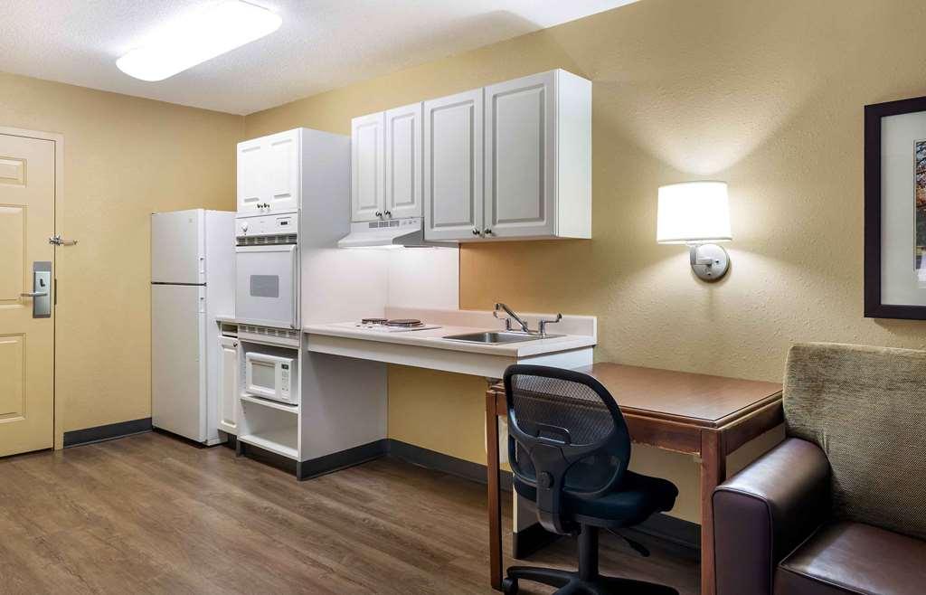 Extended Stay America Suites - Boston - Westborough - East Main Street Номер фото