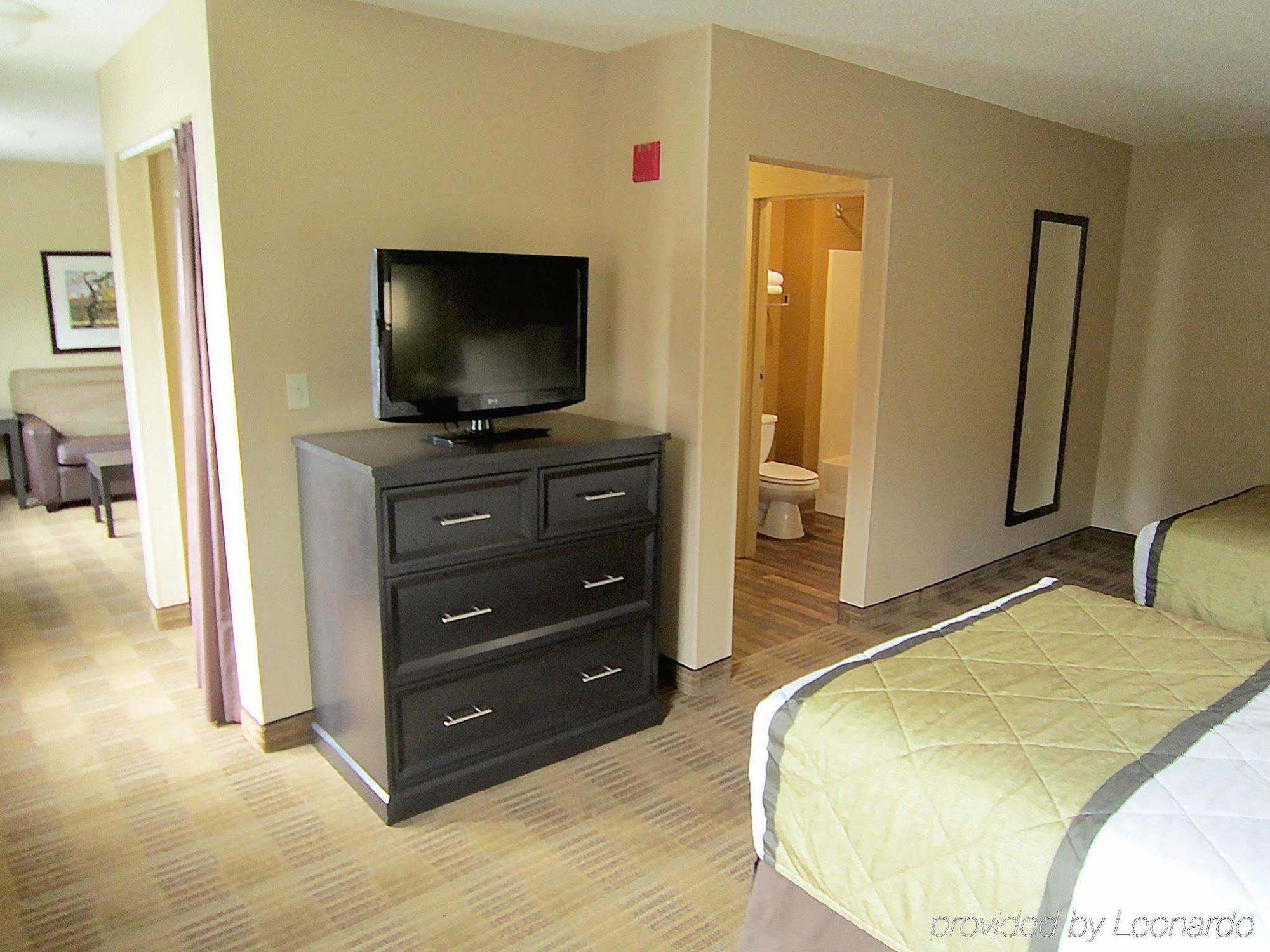 Extended Stay America Suites - Boston - Westborough - East Main Street Екстер'єр фото